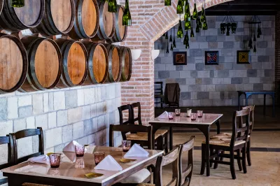 https://www.palmarbeachresortandspa.com/galleries/Restaurants/Davino 2.webp